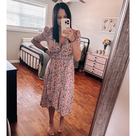 gal meets glam pink floral dress Gal Meets Glam | Dresses | Gal Meets Glam Pink Floral Midi Dress